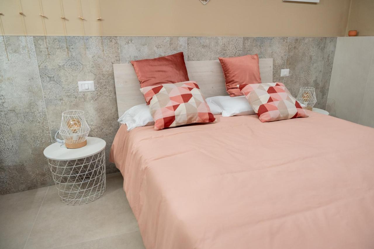 Palazzo Nicolaus Del Lungomare Bed & Breakfast Bari Eksteriør bilde