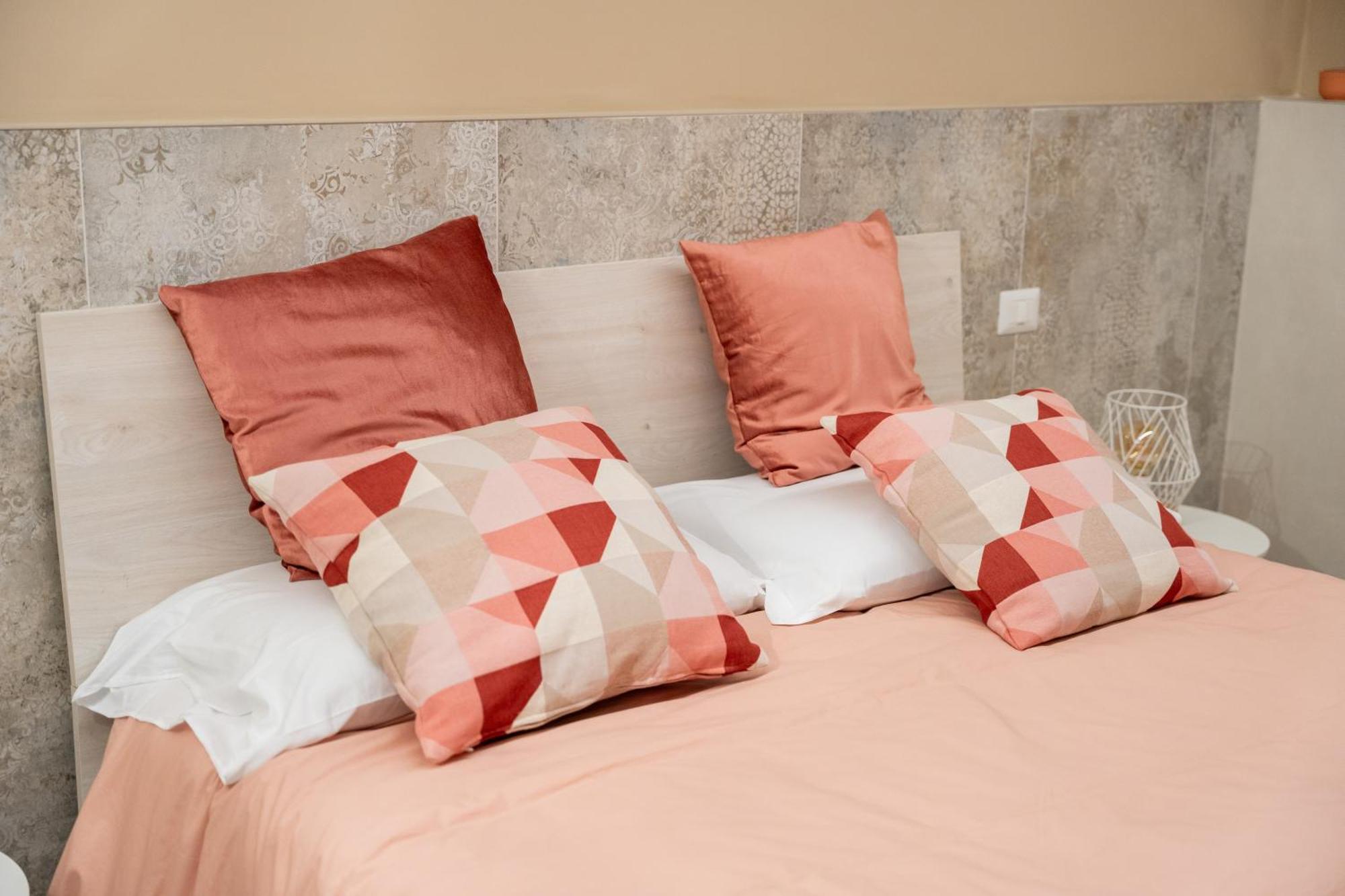 Palazzo Nicolaus Del Lungomare Bed & Breakfast Bari Eksteriør bilde