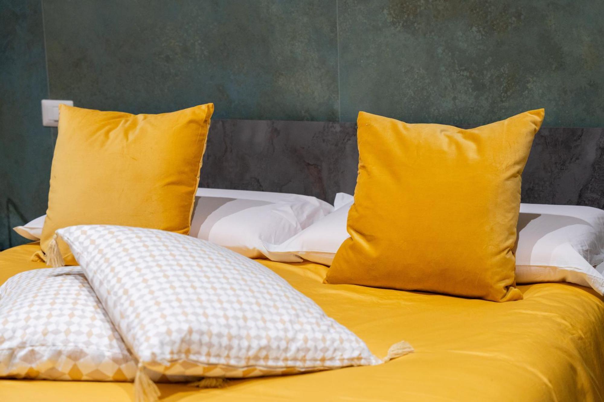 Palazzo Nicolaus Del Lungomare Bed & Breakfast Bari Eksteriør bilde