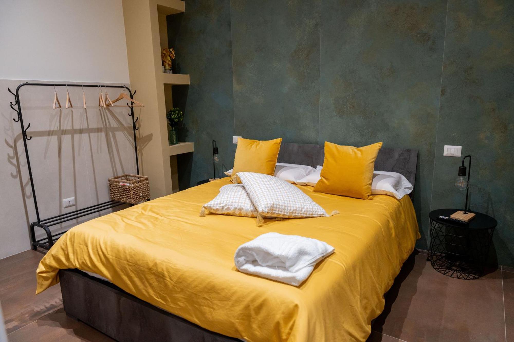 Palazzo Nicolaus Del Lungomare Bed & Breakfast Bari Eksteriør bilde