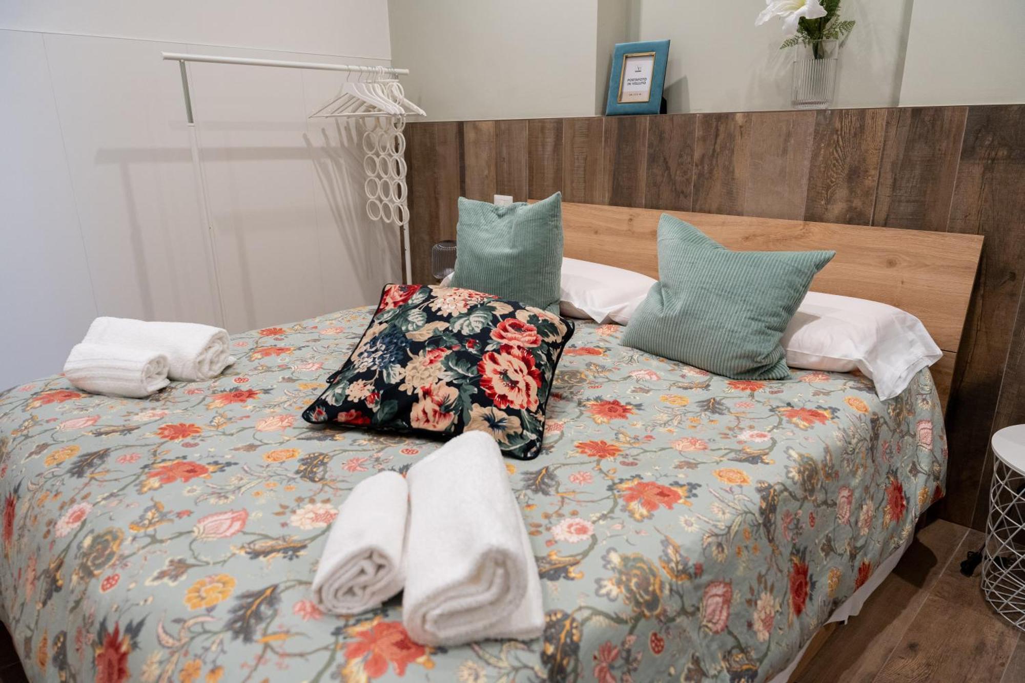 Palazzo Nicolaus Del Lungomare Bed & Breakfast Bari Eksteriør bilde